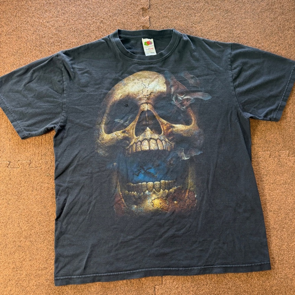 Fruit of the Loom Y2k Pirate Skull Bats Graphic Shirt Black XL Double Sided Mens